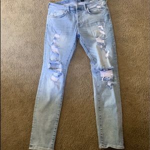 🔥🔥H&M Ripped Denim Jeans💧💧